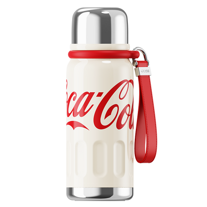 Termo Deportivo Coca-Cola con Correa de Cuero – 580ml / 19 Oz